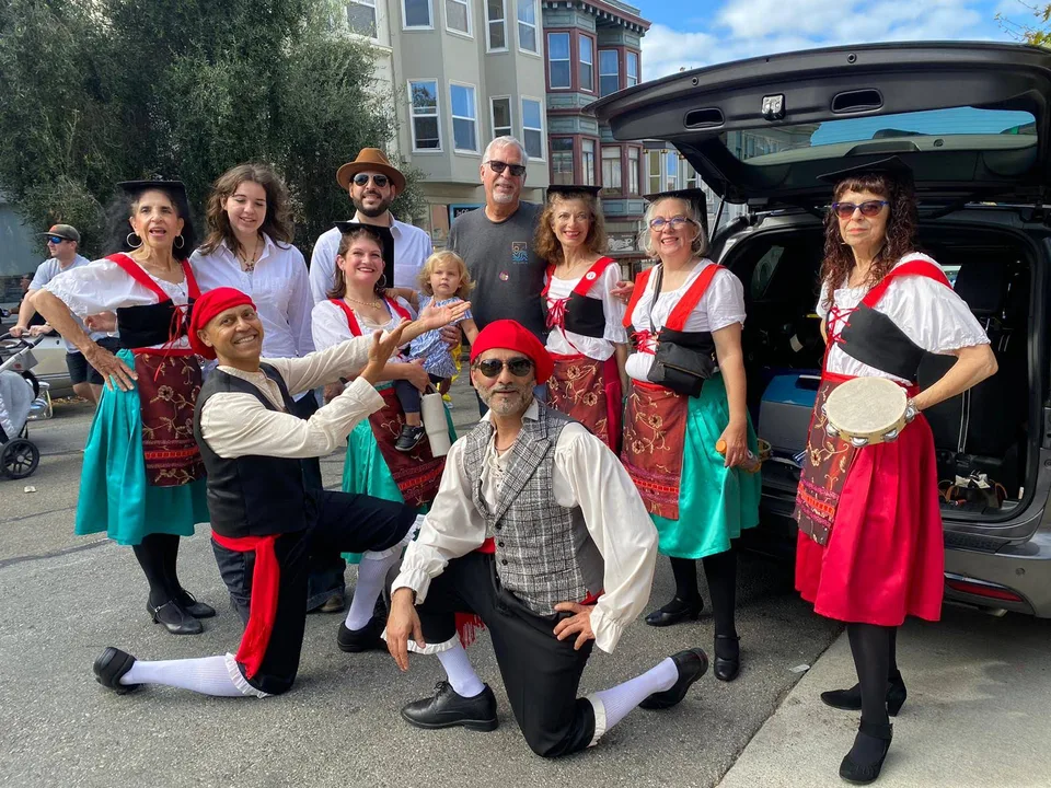Ozzie Ghani Dance